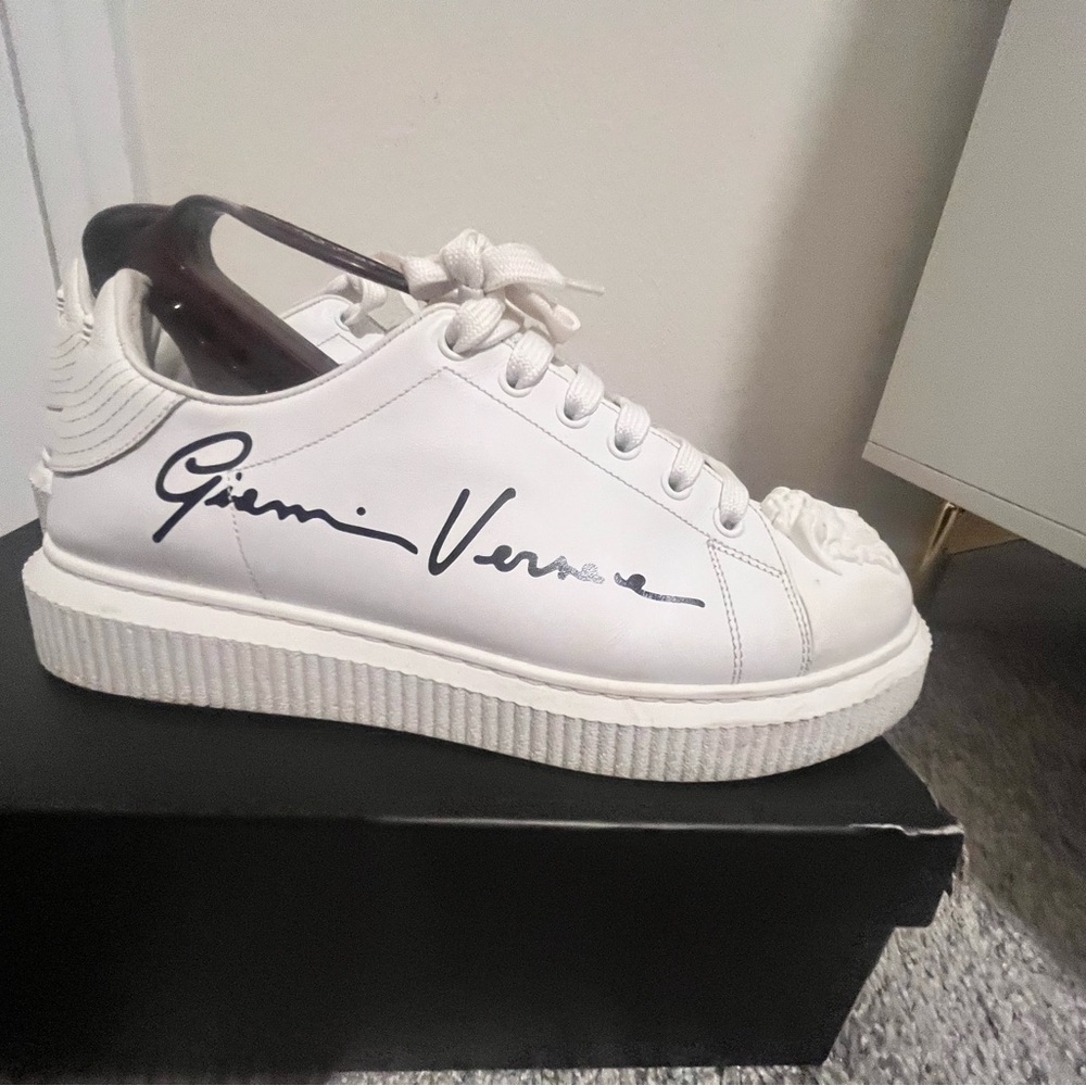 Gianni Versace White Sneakers AUTHENTIC w/box